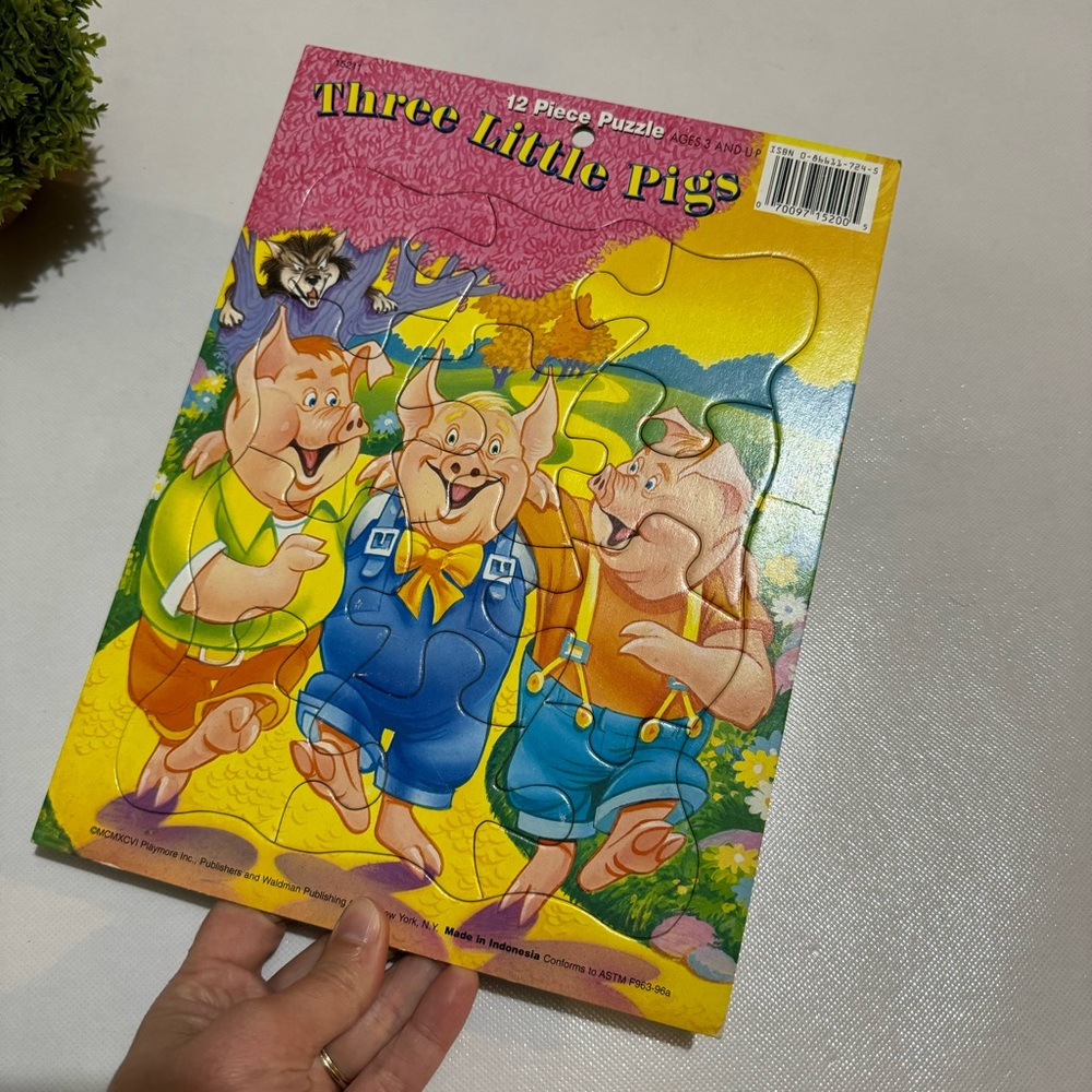 Vintage 1996 Three Little Pigs Fairy Tale Fable 12 Piece‎ Jigsaw Puzzle